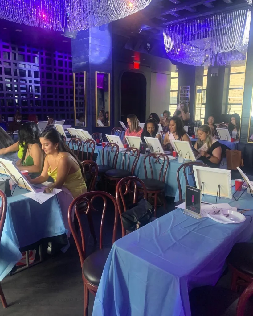 Naughty Canvas in action